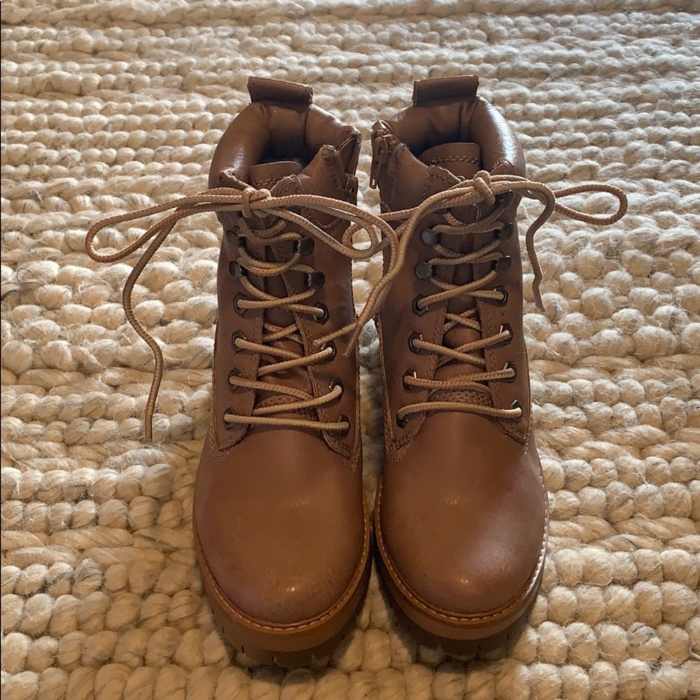 New! Madden Girl Boots